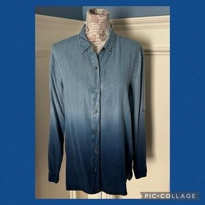 ♦️NWT Ombré button down shirt
